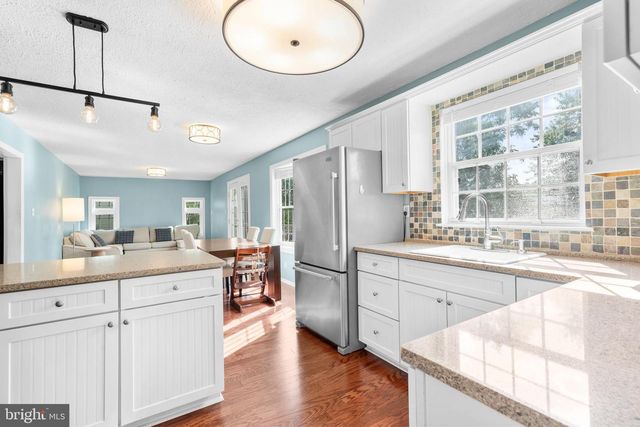 44 HAMILTON LAKES DR, Hamilton, NJ 08619