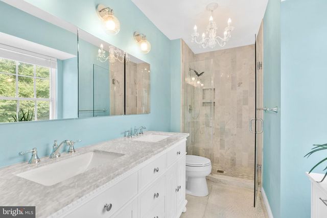 44 HAMILTON LAKES DR, Hamilton, NJ 08619