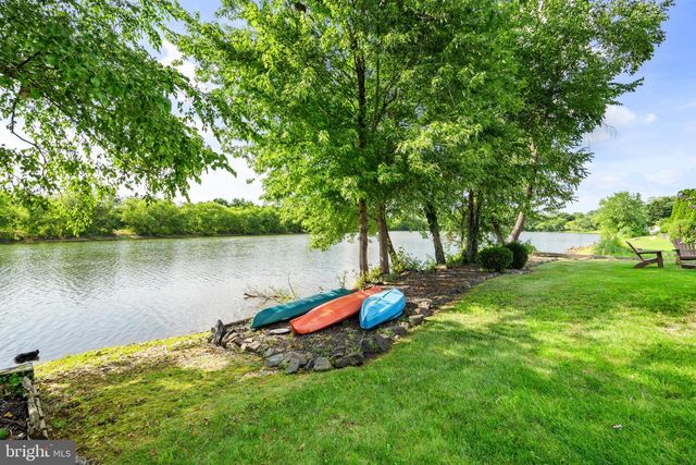 44 HAMILTON LAKES DR, Hamilton, NJ 08619