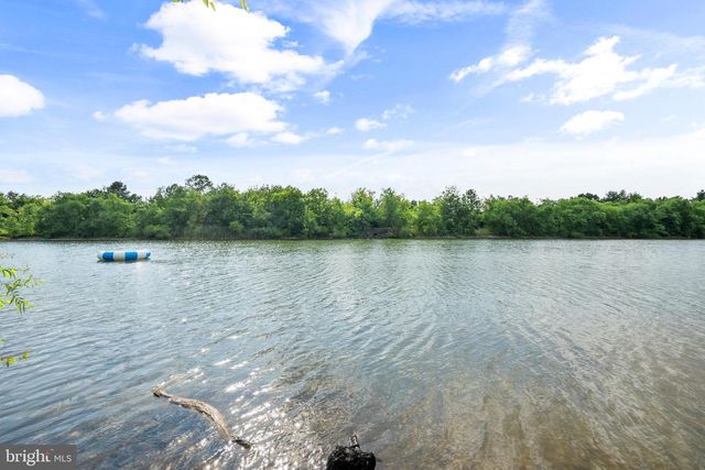 44 HAMILTON LAKES DR, Hamilton, NJ 08619