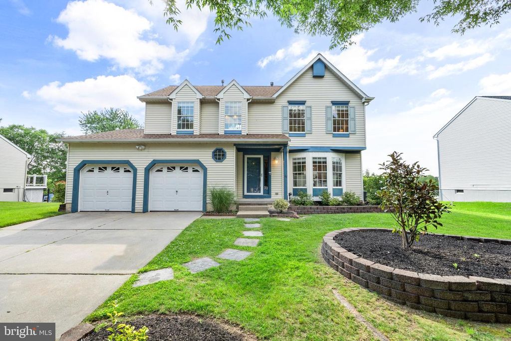 44 HAMILTON LAKES DR, Hamilton, NJ 08619