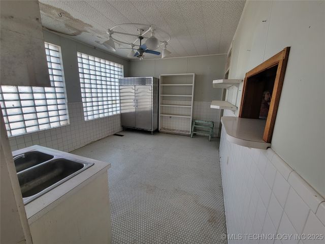 10 S Vann Street, Pryor, OK 74361