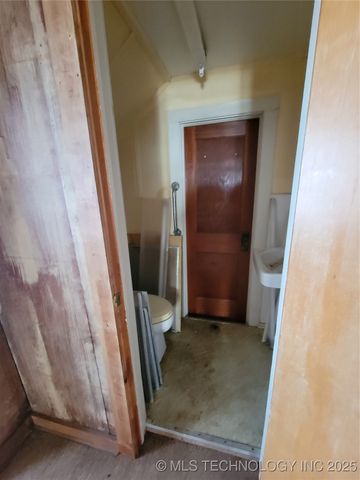 10 S Vann Street, Pryor, OK 74361