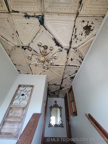 10 S Vann Street, Pryor, OK 74361