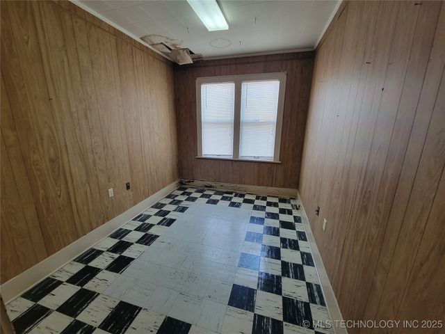 10 S Vann Street, Pryor, OK 74361