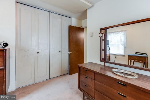 13 SHEFFIELD PL, Southampton, NJ 08088