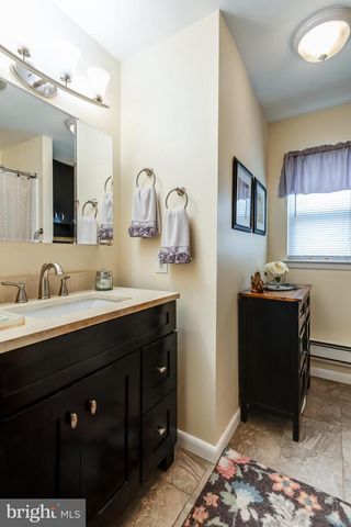 13 SHEFFIELD PL, Southampton, NJ 08088