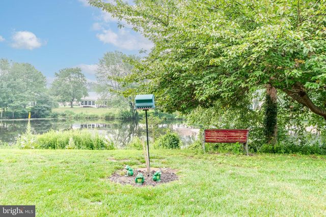 13 SHEFFIELD PL, Southampton, NJ 08088