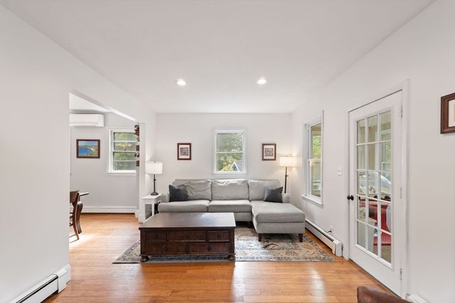 131 Montrose Avenue, Wakefield, MA 01880