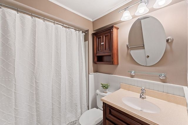 131 Montrose Avenue, Wakefield, MA 01880