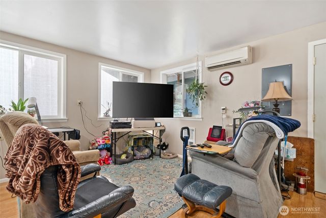 194 Big Foot Lane, Sequim, WA 98382