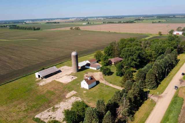 1229 W Mt. Vernon Road, Waterloo, IA 50703