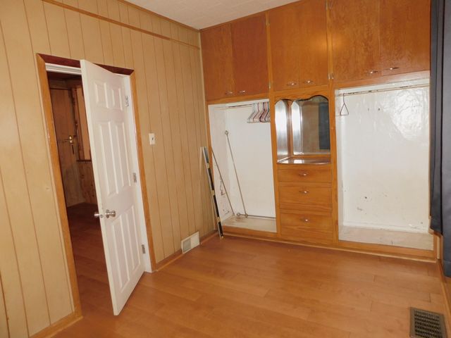 725 Illinois Street, Peru, IL 61354