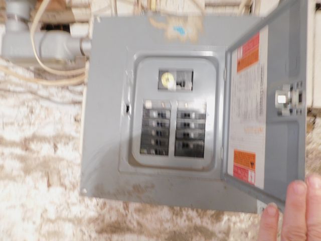 725 Illinois Street, Peru, IL 61354