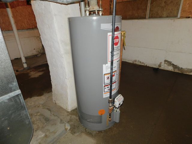 725 Illinois Street, Peru, IL 61354