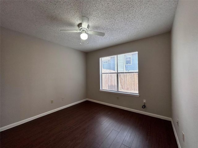 8900 Schick RD A, Austin, TX 78729