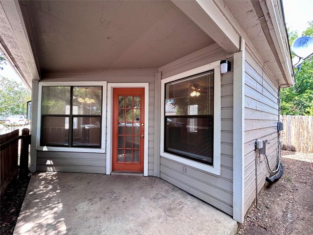 8900 Schick RD A, Austin, TX 78729