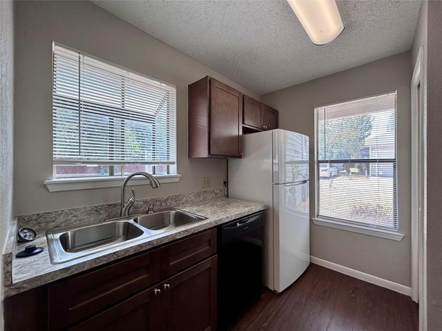 8900 Schick RD A, Austin, TX 78729