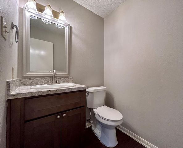 8900 Schick RD A, Austin, TX 78729