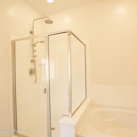 2413 W SUNLAND Avenue, Phoenix, AZ 85041