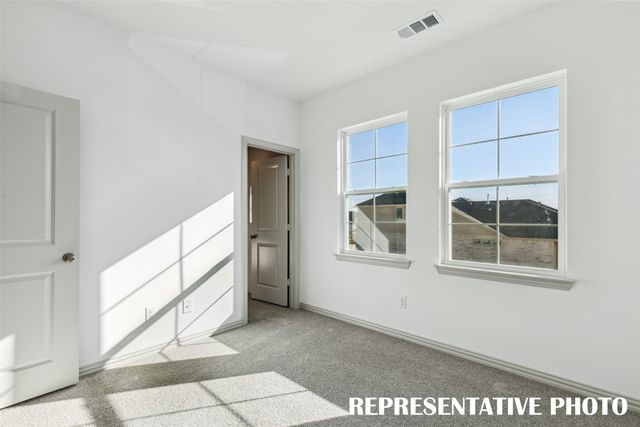 4700 Sparkling Pathway, Haltom City, TX 76117