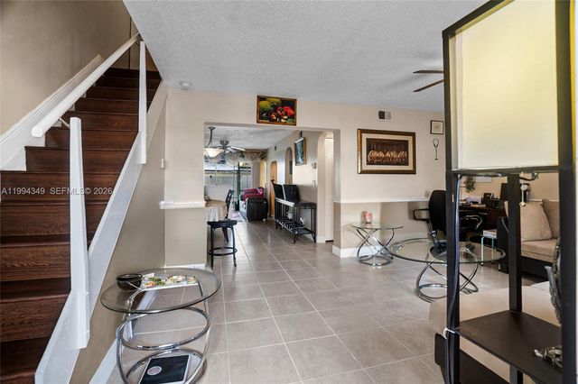 1625 NW 80th Ave D, Margate, FL 33063