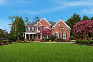 7015 Gaineswood Drive, Roswell, GA 30076