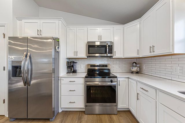 162 Ridgeview Lane, Elko New Market, MN 55054