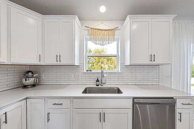 162 Ridgeview Lane, Elko New Market, MN 55054