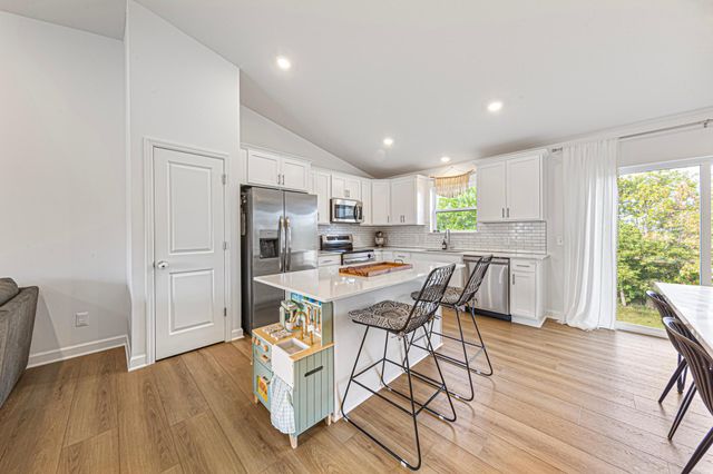 162 Ridgeview Lane, Elko New Market, MN 55054