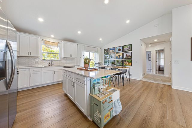 162 Ridgeview Lane, Elko New Market, MN 55054