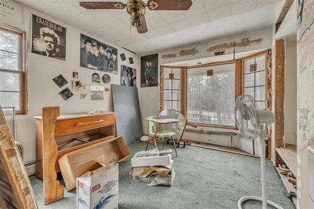 22030 Rougewood Drive, Southfield, MI 48033