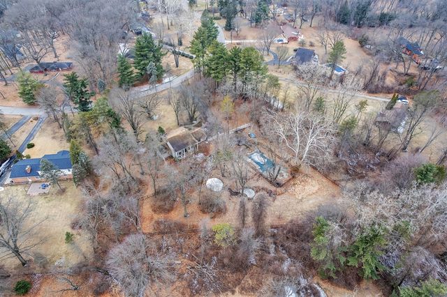 22030 Rougewood Drive, Southfield, MI 48033