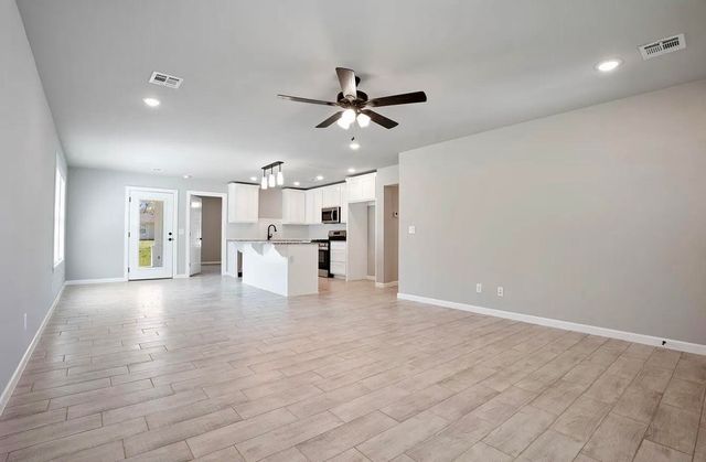 1032 S Cherokee Street, Grove, OK 74344