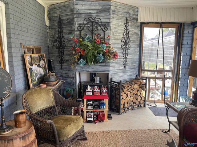 916 Riverview Drive, Gadsden, AL 35903