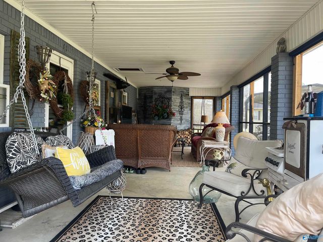 916 Riverview Drive, Gadsden, AL 35903