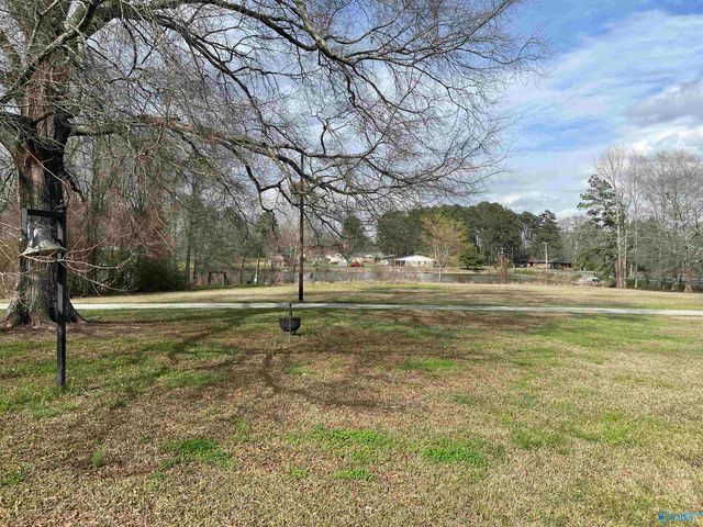 916 Riverview Drive, Gadsden, AL 35903