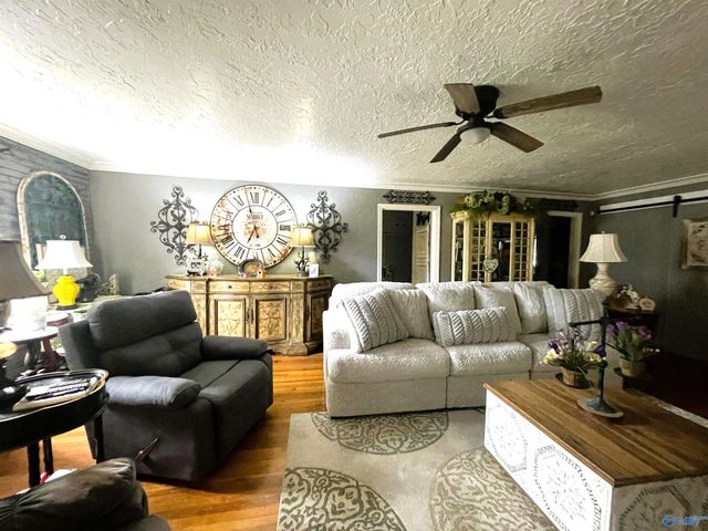 916 Riverview Drive, Gadsden, AL 35903