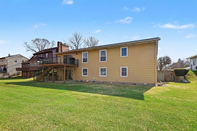 8270 Birchwood Avenue, Jenison, MI 49428