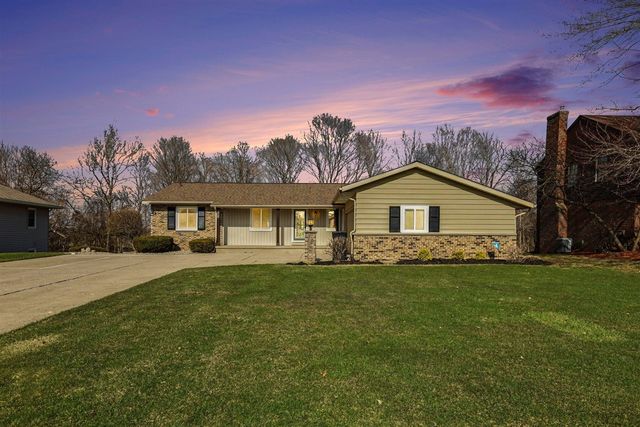 8270 Birchwood Avenue, Jenison, MI 49428