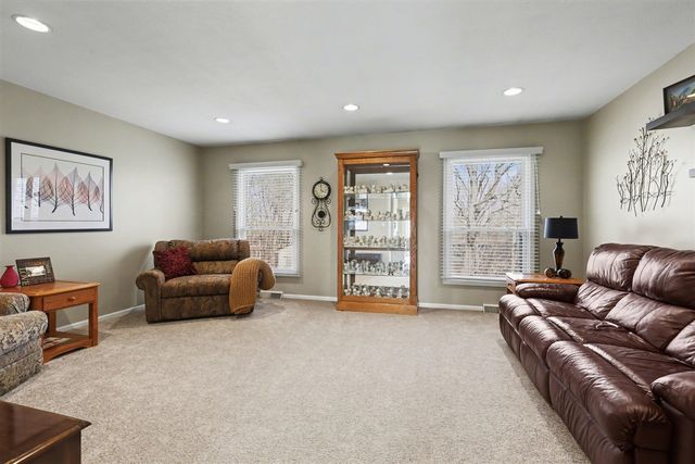 8270 Birchwood Avenue, Jenison, MI 49428