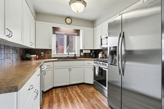 8270 Birchwood Avenue, Jenison, MI 49428