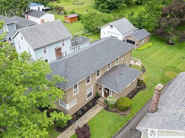 15 Leverett Street, Pomfret, NY 14063