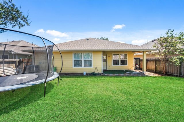 11626 Sardis Lake Drive, Tomball, TX 77375