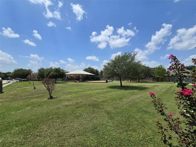 11626 Sardis Lake Drive, Tomball, TX 77375