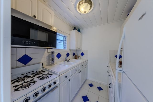 380 Thalia, Laguna Beach, CA 92651