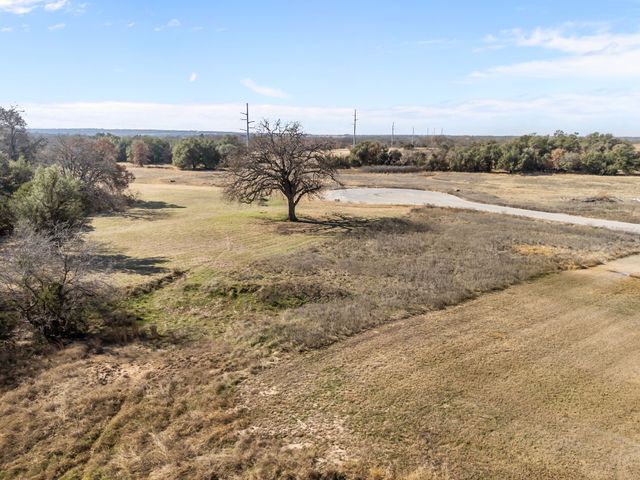 137 Aslan Road, Poolville, TX 76487