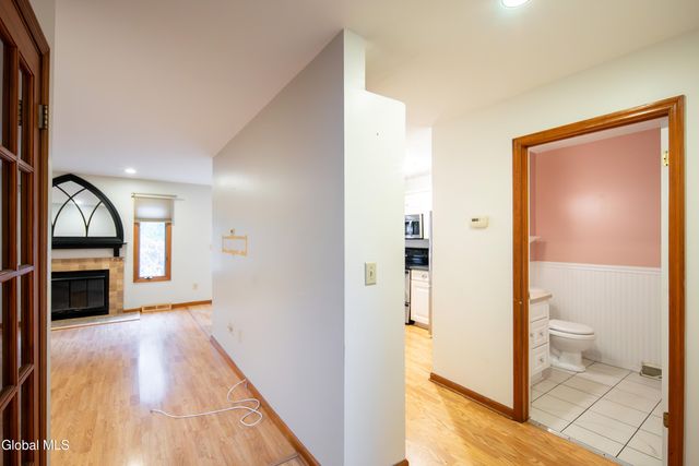 2013 Rosedale Way, Guilderland, NY 12303