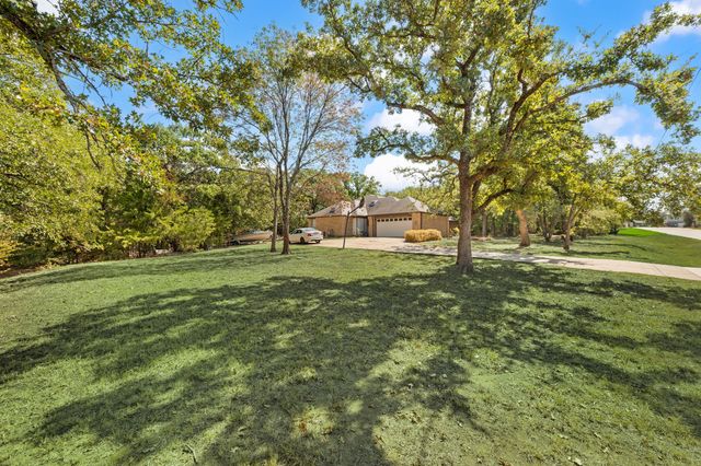 1653 creekside Drive, Southlake, TX 76092