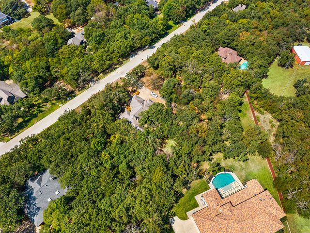 1653 creekside Drive, Southlake, TX 76092